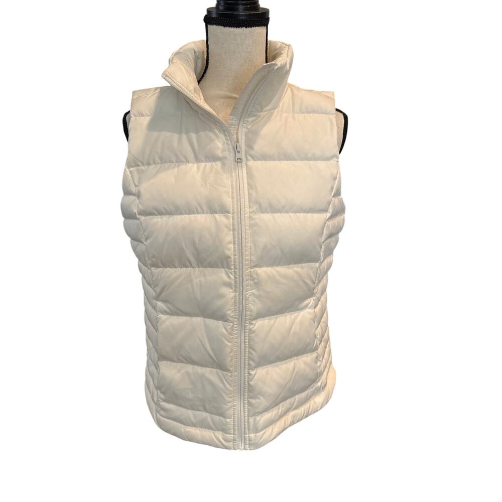 Women’s Lands End White Puffer Vest. Size Medium ( 10-12 )